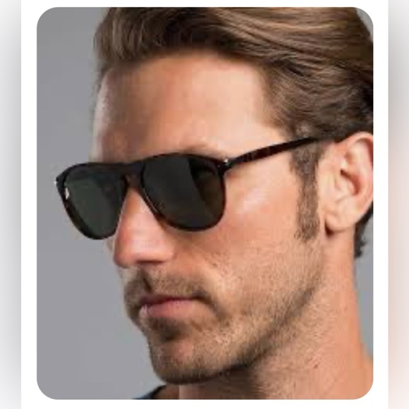 Persol Sunglass - Picture 1 of 16